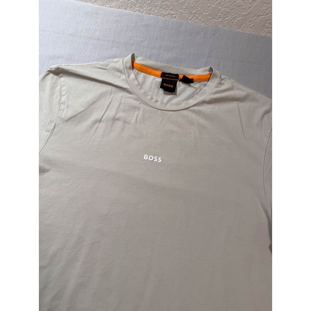 HUGO BOSS Large Relaxed Fit Minimal Logo T Shirt Cream Beige Tee